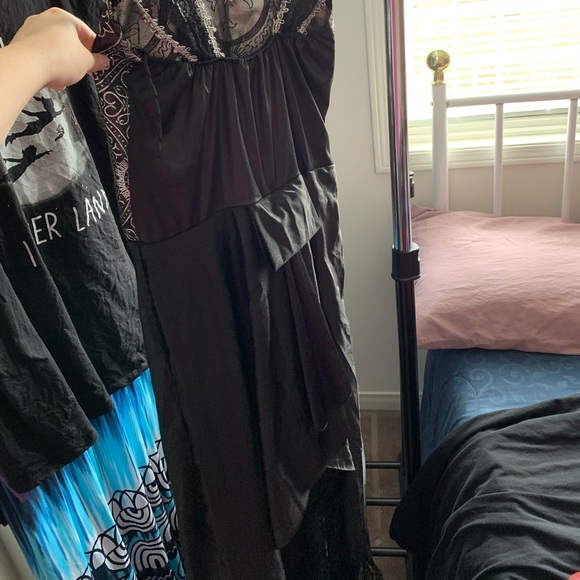 Gothic Halloween costume/dress - Picture 2 of 5